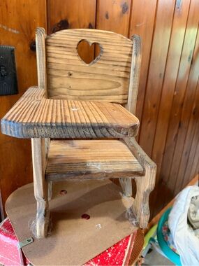 Rustic Natural Wood Two-Tier Decorative Chair - Natural
